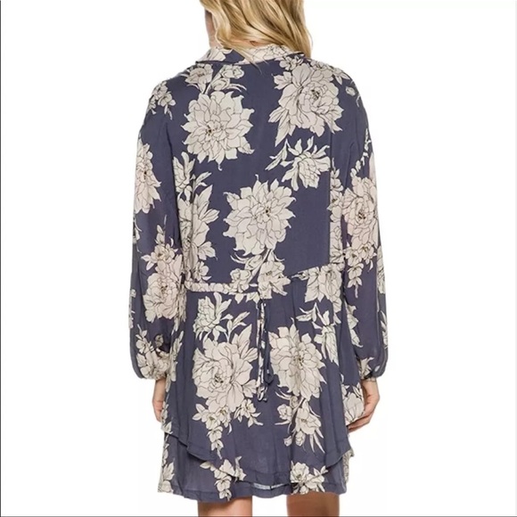 Free people long sleeve blue floral shake it mini dress buttons tie back size S - Picture 2 of 11